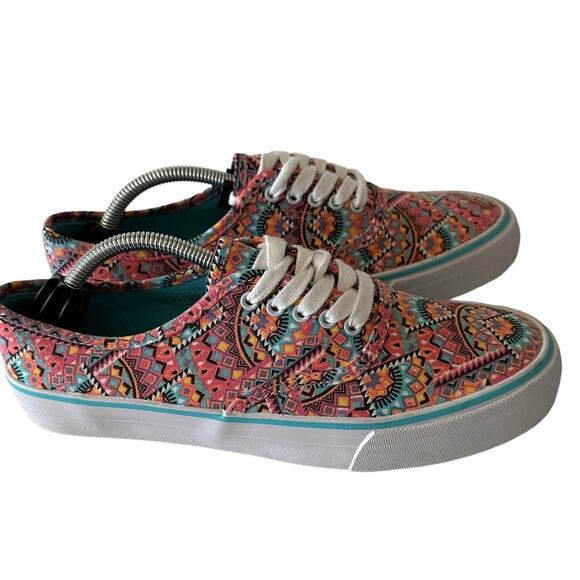 Joe boxer sneakers pink geometric pattern size 8 new without box - Picture 4 of 11